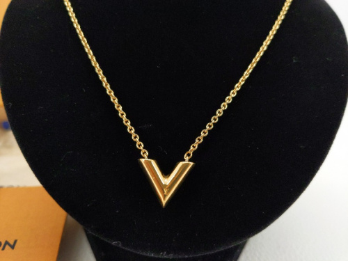 ルイ ヴィトン エッセンシャルV ネックレス M61083