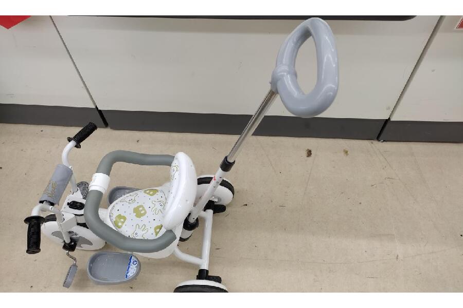 ディズニー　トライクピュア　三輪車 トイザらス限定限定 ディズニー トライクピュア 三輪車を買取