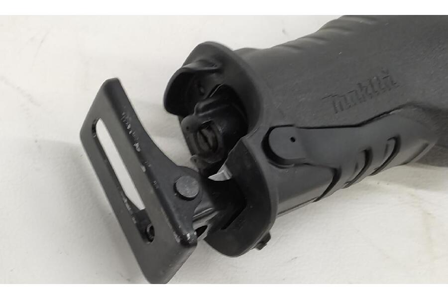 MAKITA JR187D 18V 充電式レシプロソー を入荷致しました MAKITA JR187D 18V 充電式レシプロソー を入荷致しました