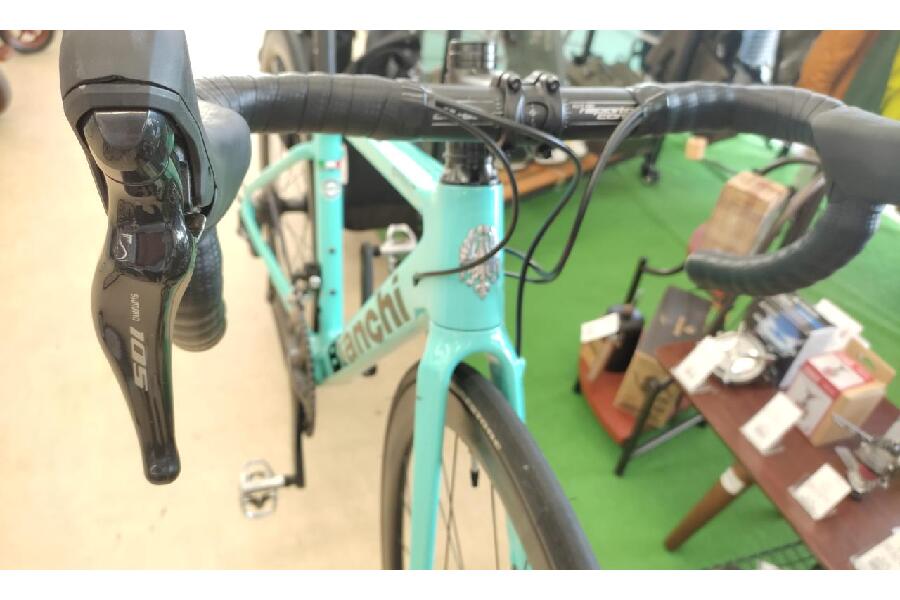 力強いフレーム。Bianchi（ビアンキ）のロードバイクを買取入荷