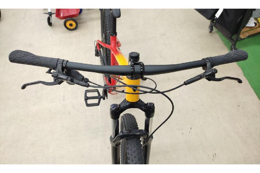 山道や街乗りも可能。TREK（トレック）のマウンテンバイクを買取