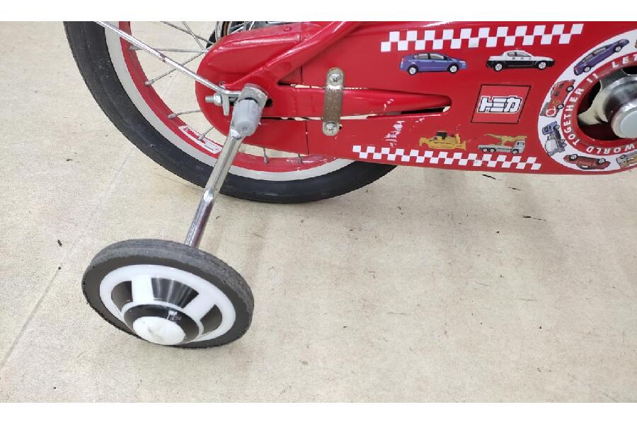 トミカ公式ライセンス 16インチ 身長95～105cm 子供用自転車 トミカ （ブラック）補助輪付き自転車 低床フレーム 男の子 黒 かっこいい  トイザらス限定 | おもちゃ通販のトイザらス オンラインストア