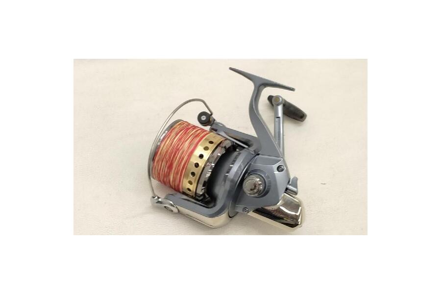 中古良品】 DAIWA GRAND SURF 35V グランドサーフ35 スピニング