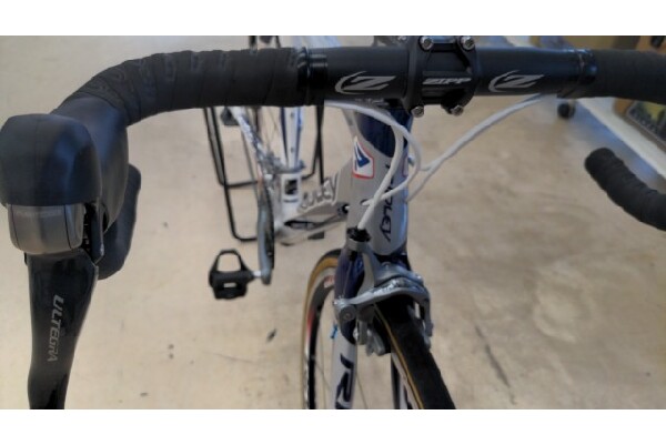 ロードレース大国ベルギーの名車！ RIDLEY リドレー DAMOCLES RS ダモクレス アルテグラ Di2 10S 仕様車が入荷しました！ -  買取・入荷情報 - ロードバイクを売るなら【ビチアモーレ】