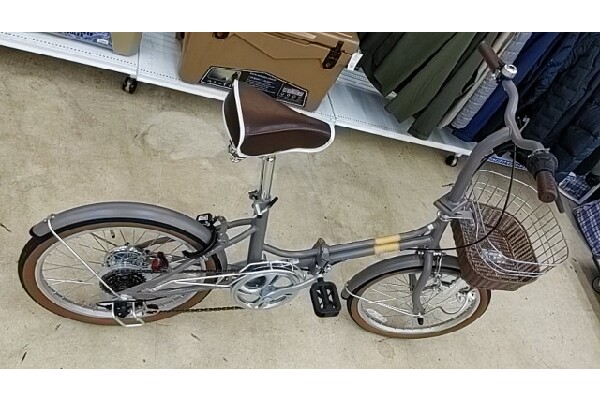 極美品。CAPTAINSTAG（キャプテンスタッグ）の折り畳み自転車を買取