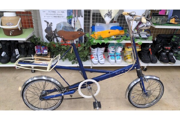 ヴィンテージ自転車、Moulton(モールトン）のミニベロが入荷しました