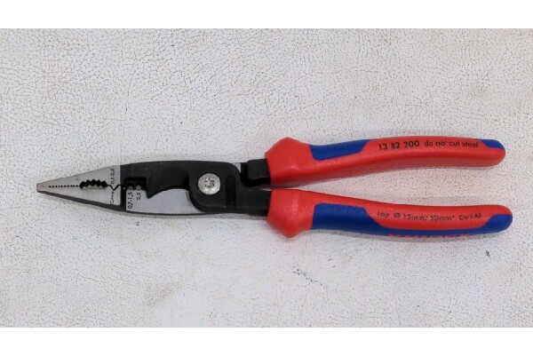 KNIPEX 1382-200 エレクトロプライヤーコンフォート SB を入荷致しまし