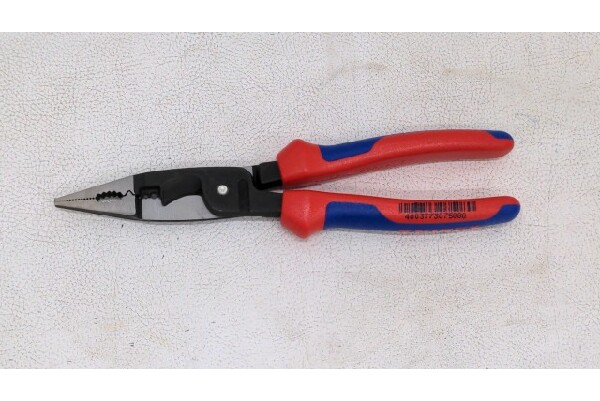 KNIPEX 1382-200 エレクトロプライヤーコンフォート SB を入荷致しまし