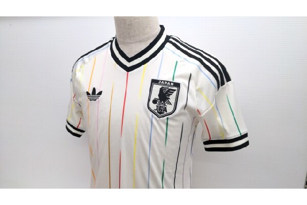 サッカー日本代表2026アウェイレプリカユニフォームが入荷いたしました