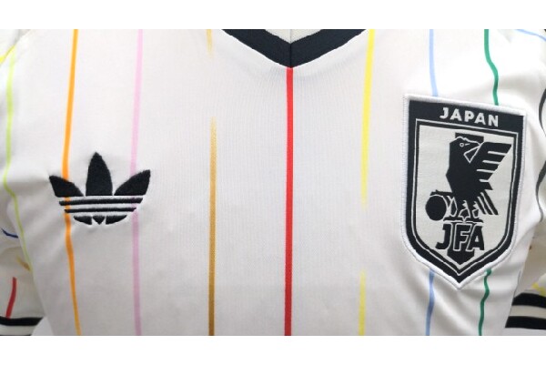 サッカー日本代表2026アウェイレプリカユニフォームが入荷いたしました