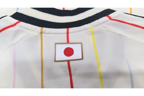 サッカー日本代表2026アウェイレプリカユニフォームが入荷いたしました