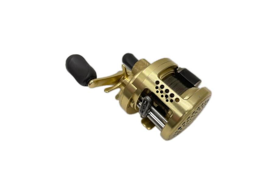 入荷速報】SHIMANO カルカッタコンクエスト 200 ベイトリールが