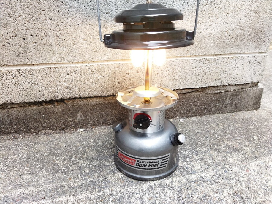 Coleman DualFuel ツーマントルランタン 295A700が入荷いたしました