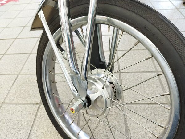ドクロ？？ SCHWINN STING-RAY GRAY GOOST ミニビーチクルーザー