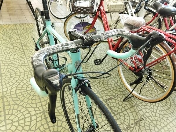 チェレステカラーが眩しい! Bianchi VIA NIRONE7 SORA のご紹介 チェレステカラーが眩しい! Bianchi VIA NIRONE7 SORA のご紹介