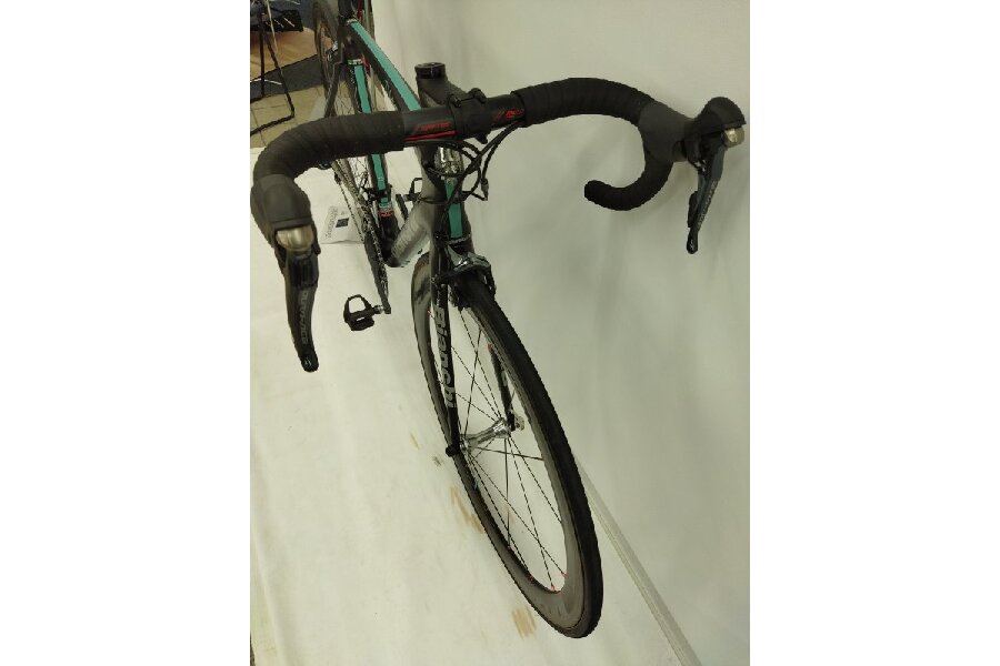 フレーム形状がかっこいい！ Bianchi ORTLE XR1 ロードバイク の