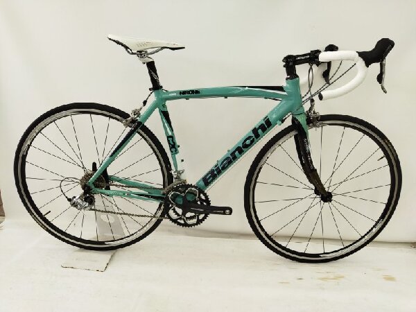 快適性抜群! Bianchi VIA NIRONE7 C2C ALU CARBON のご紹介です