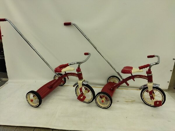 おしゃれレトロな三輪車! RADIO FLYER Classic Red Duel Deck Tricycle 