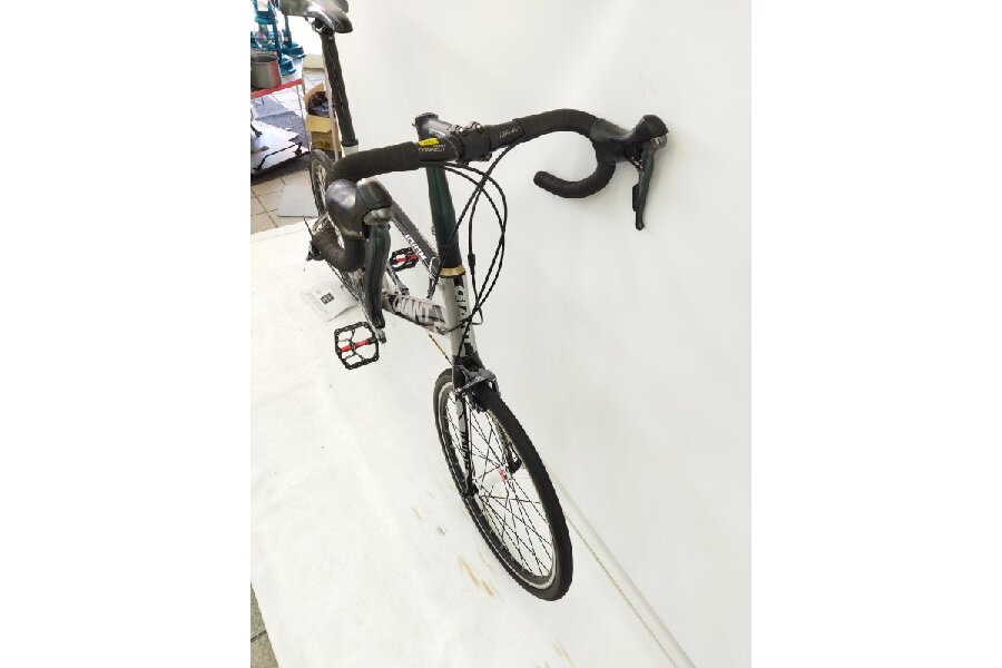 小径ロードのベストセラー! GIANT IDIOM 0 のご紹介