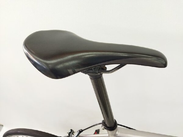 小径ロードのベストセラー! GIANT IDIOM 0 のご紹介です