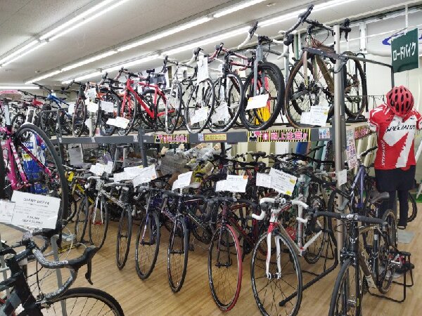 コスパ最高のアルミロードバイク！ TREK MADONE 2.3 の紹介です