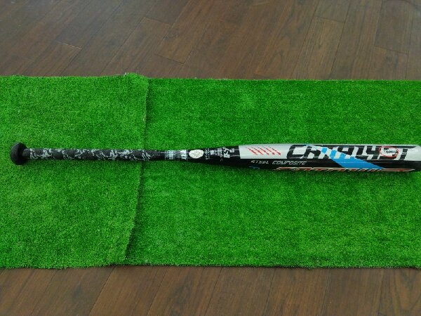 CATALYST ST　2012年モデル、ソフトボール ルイスビルスラッガーのソフトボールバットカタリストSTが入荷