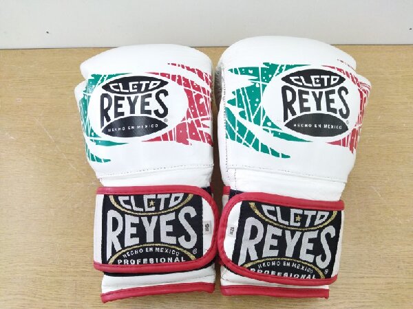 世界タイトルマッチで最も使用されている！CLETO REYESのグローブ入荷