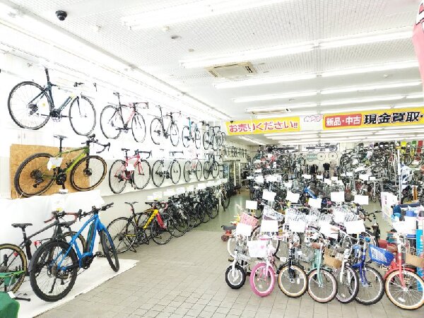 ちょっとしたお出かけにおススメ！AEONBIKE KAGRA Z1 クロスバイクのご紹介です。｜2023年06月16日｜静岡県のリサイクルショップ  ピックアップフィールドギア浜松宮竹店