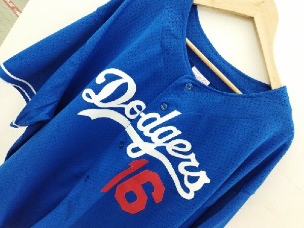 ドジャースのユニフォーム入荷！野球ユニフォーム買取強化中
