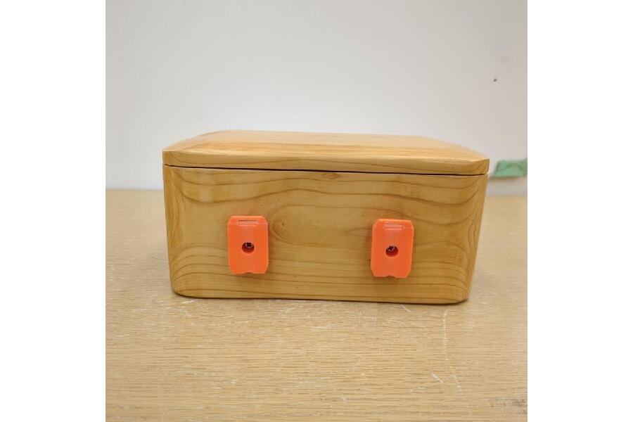 美品】木製餌箱 外寸170x125x82(mm) 内寸156x68x53(mm) 釣り