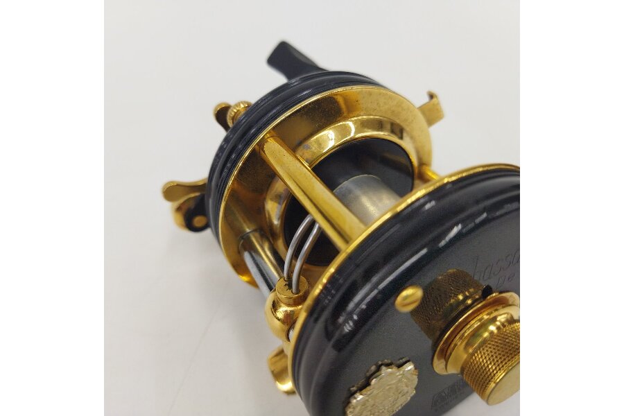 アブガルシア(Abu Garcia)Ambassadeur5000C Deluxeが入荷しま