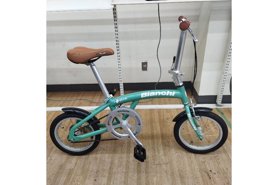 Bianchi ミニベロ　折りたたみ自転車 novita コンパクトで可愛らしい。BIANCHI（ビアンキ）NOVITA（ノビータ）のご