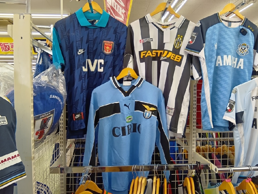 サッカーワールドカップイヤー！サッカーユニフォーム買取強化中