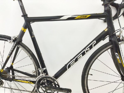 アルミレーサー！FELT F75 ロードバイク の紹介です