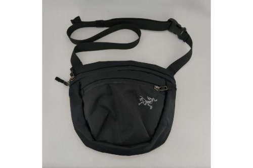 美品】ARC'TERYX MANTIS 2 WAISTPACK アークテリクス マンティス